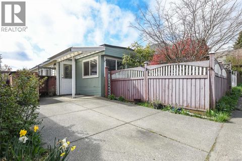 2723 Penrith Ave Cumberland BC V0R1S0