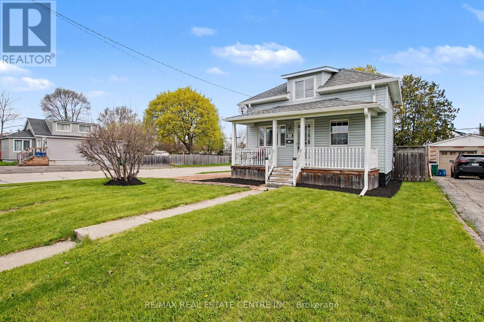 123 NORFOLK AVENUE
