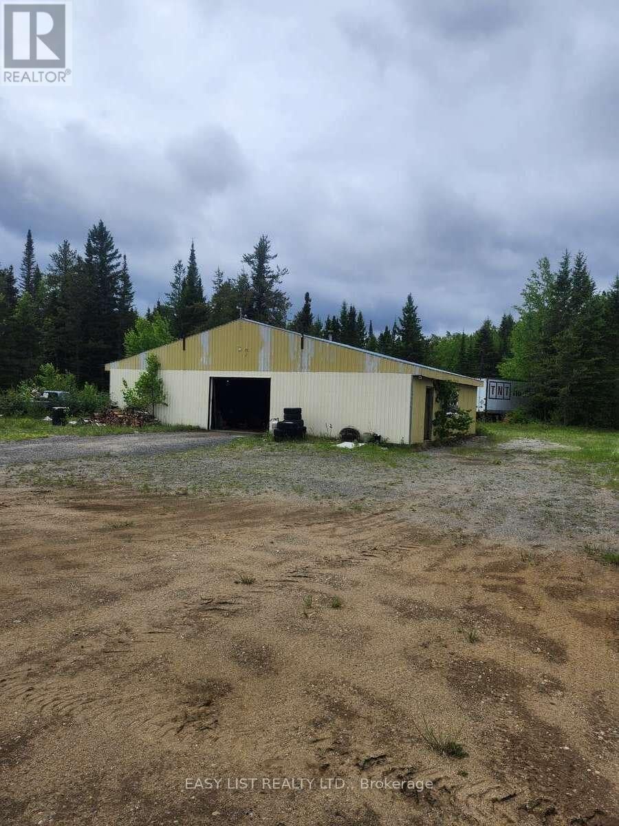 332 HWY 11/17