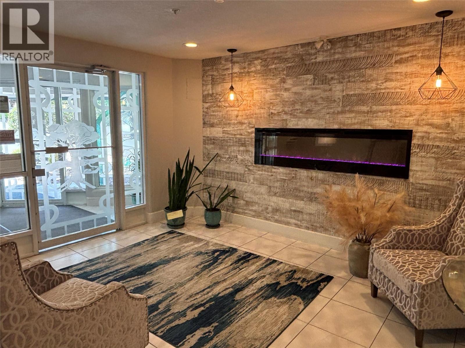 3221 Centennial Drive Unit# 401