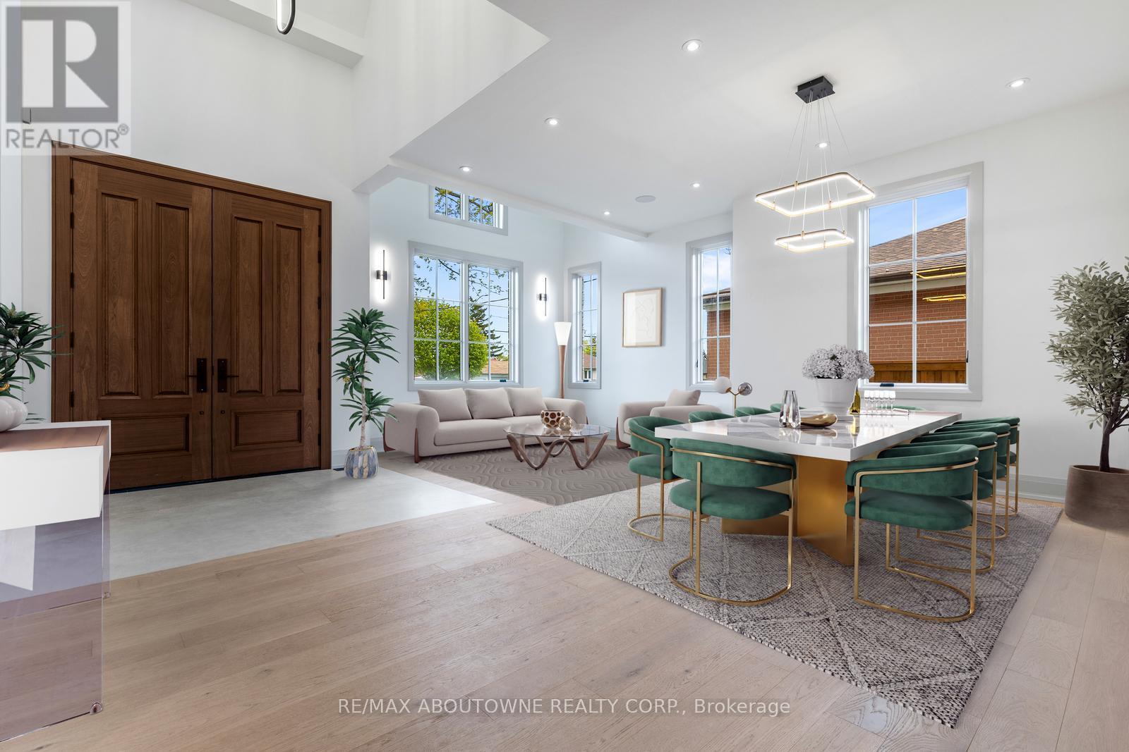 512 WEYNWAY COURT