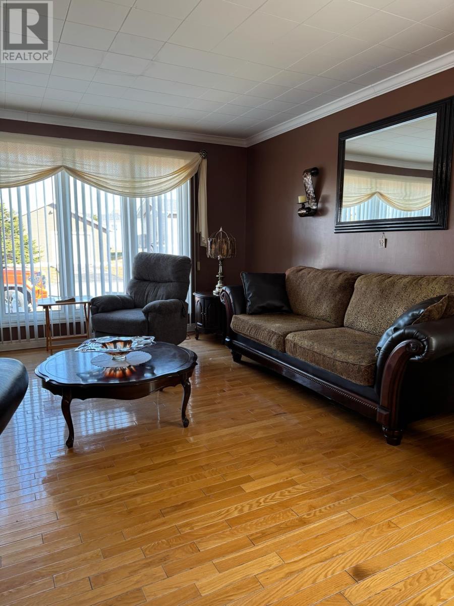 3 Bayview Place