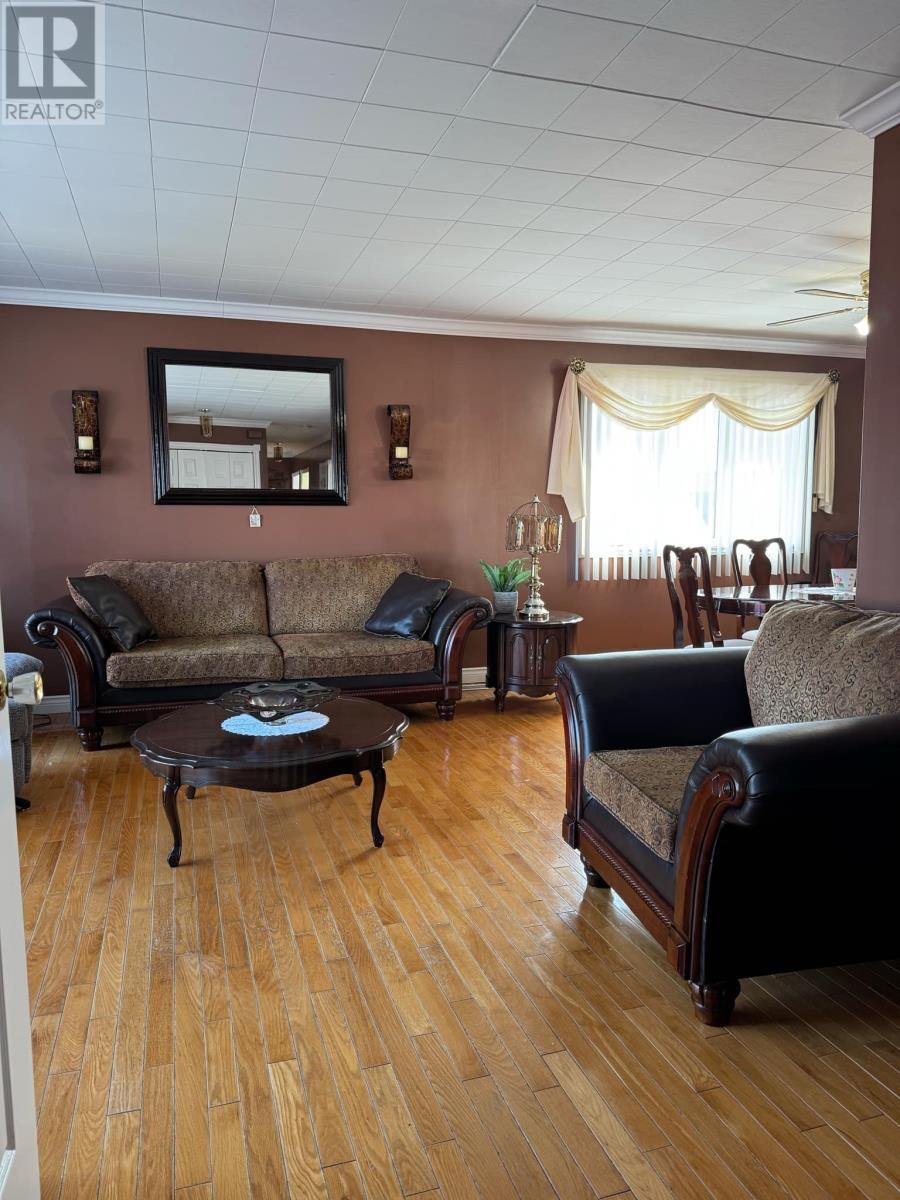 3 Bayview Place