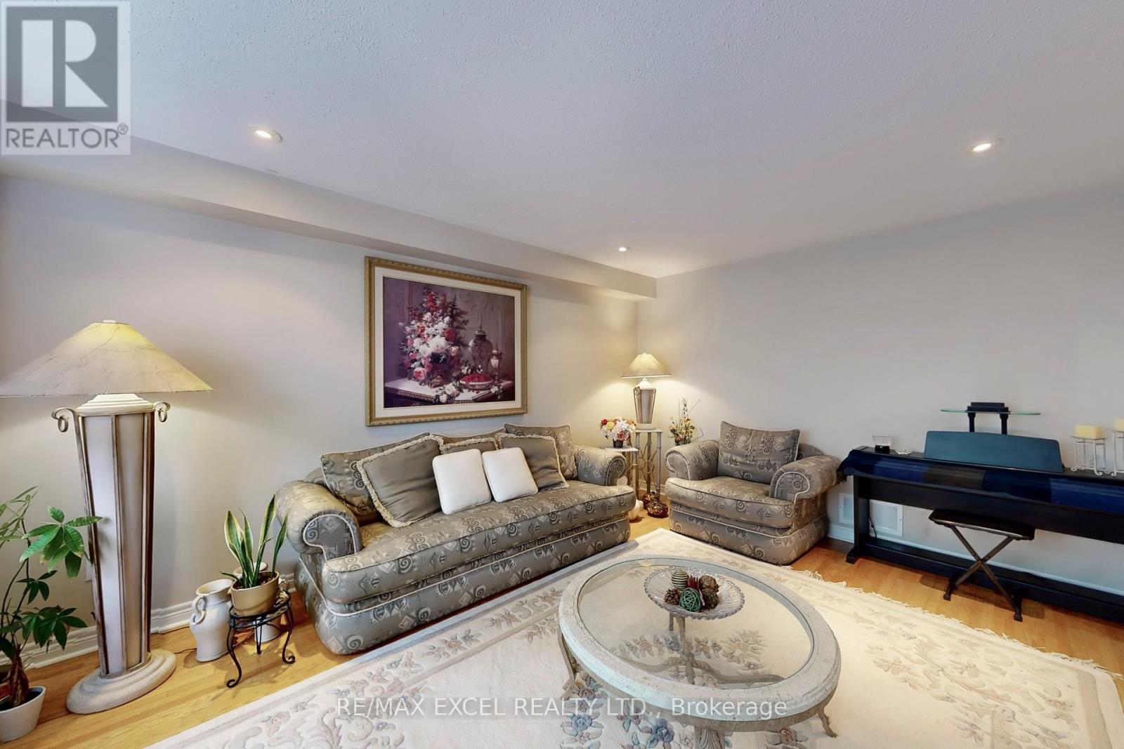 2938 WISTERIA COURT
