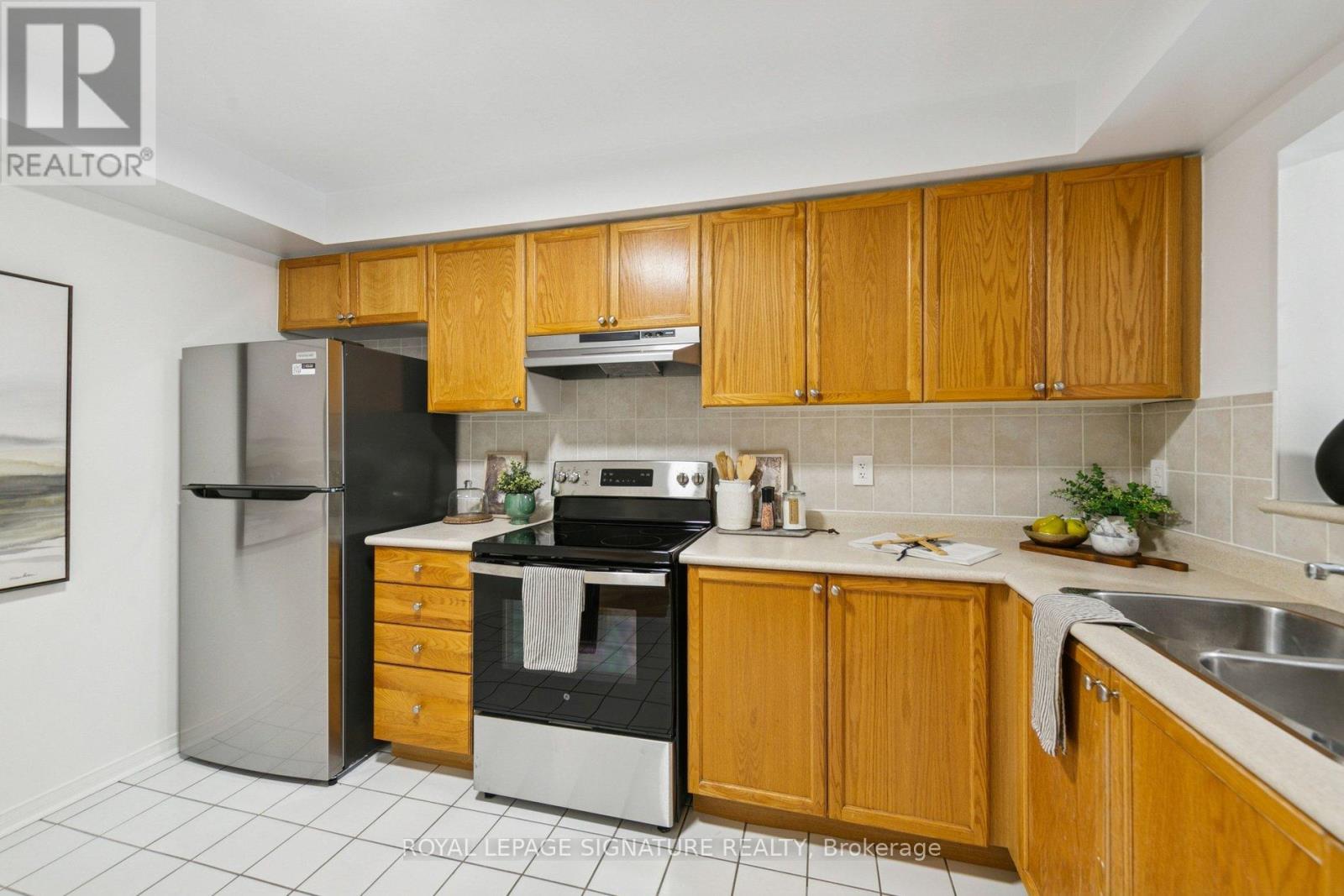 121 - 86 JOYMAR DRIVE