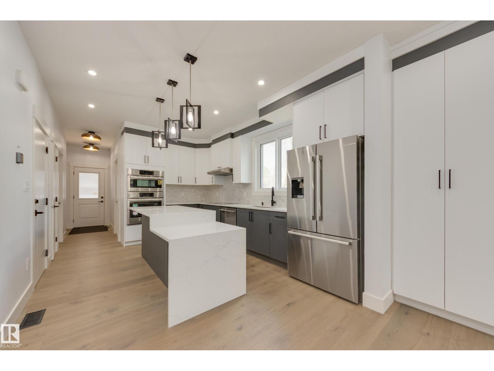 10954 135 ST NW