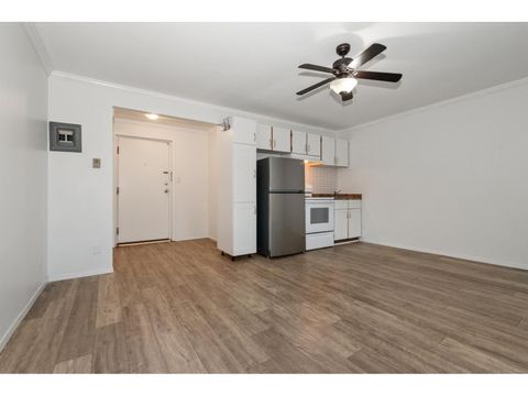 9 450 ESPLANADE AVENUE|Harrison Hot Springs Harrison Hot Springs BC V0M1K0