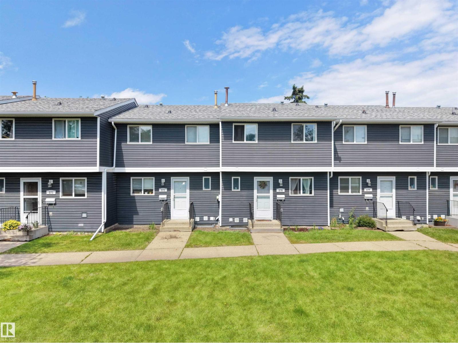 575 DUNLUCE RD NW