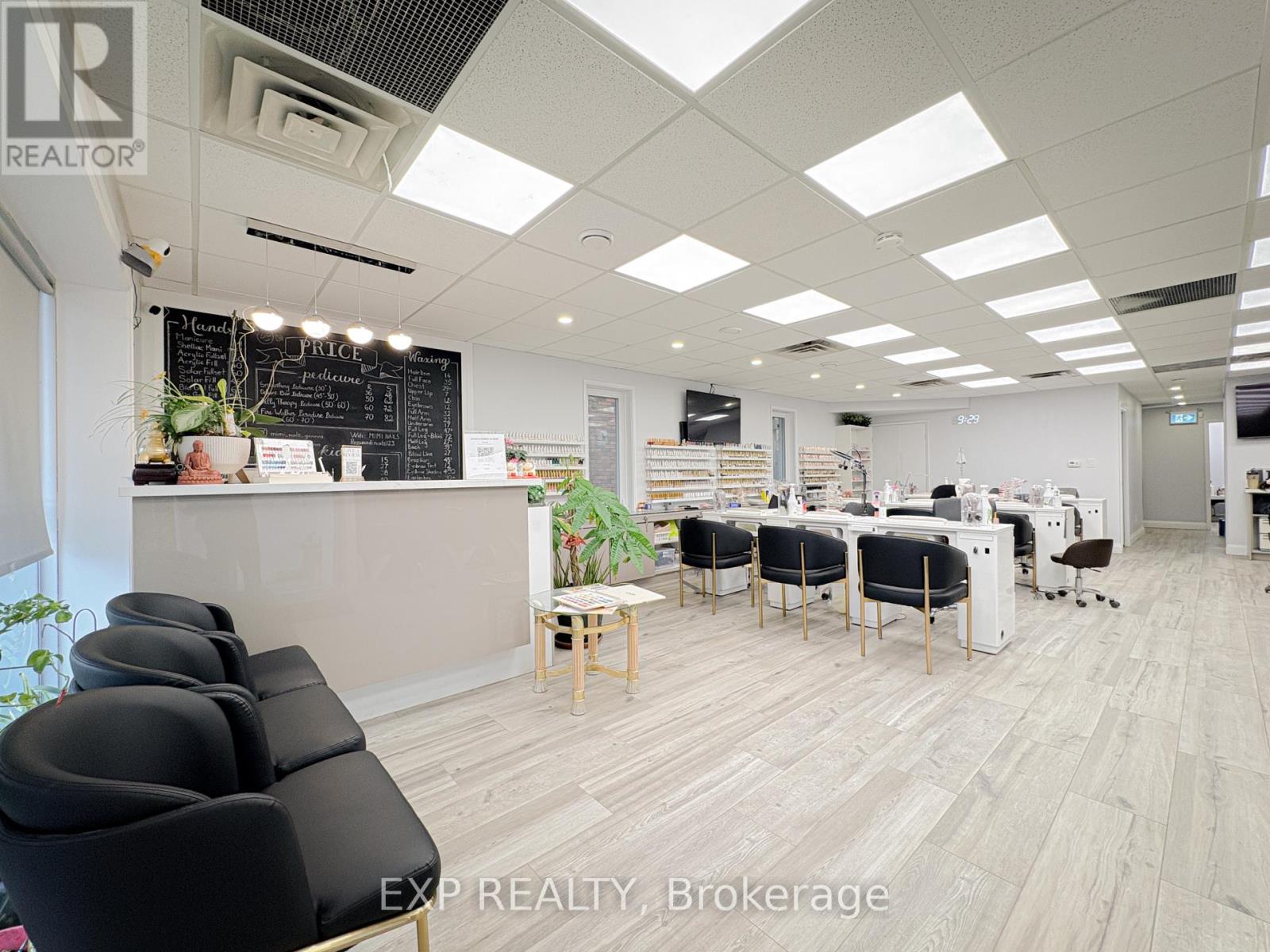 #MAIN - 341 GENEVA STREET