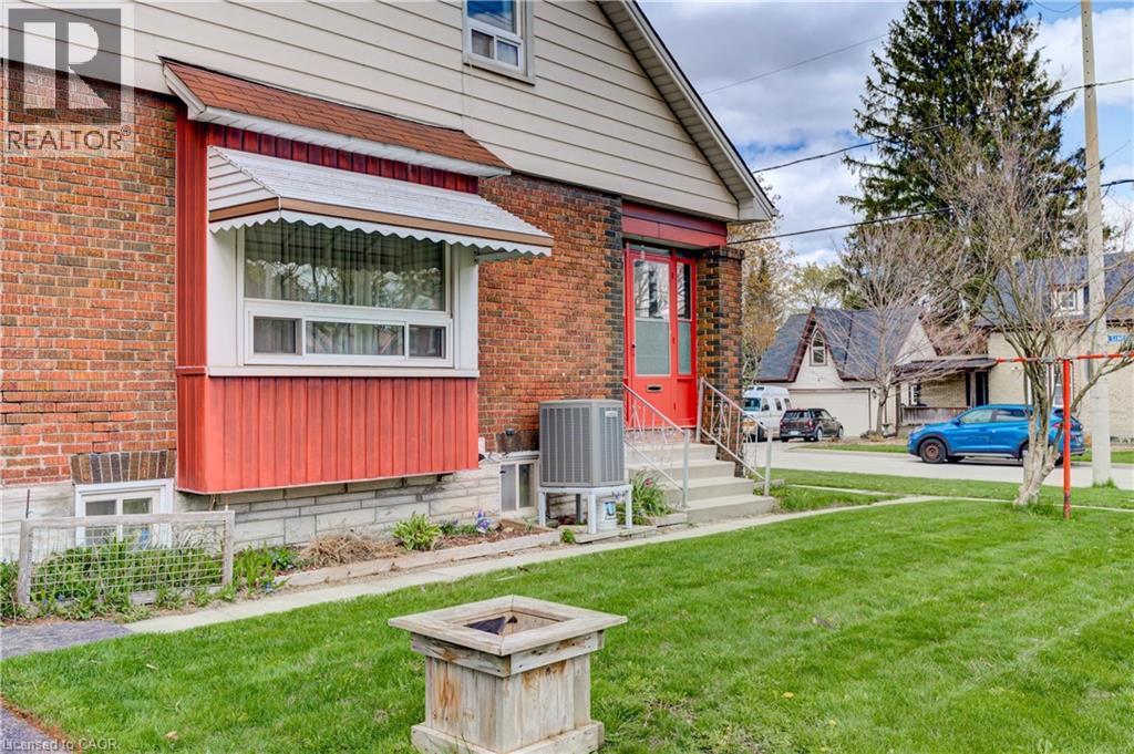 111 SIMEON Street