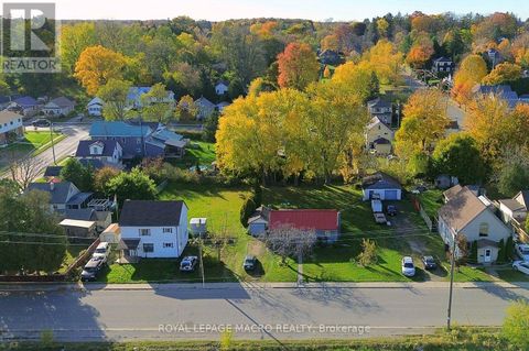132 METCALFE STREET S Norfolk (Simcoe) ON N3Y3C1