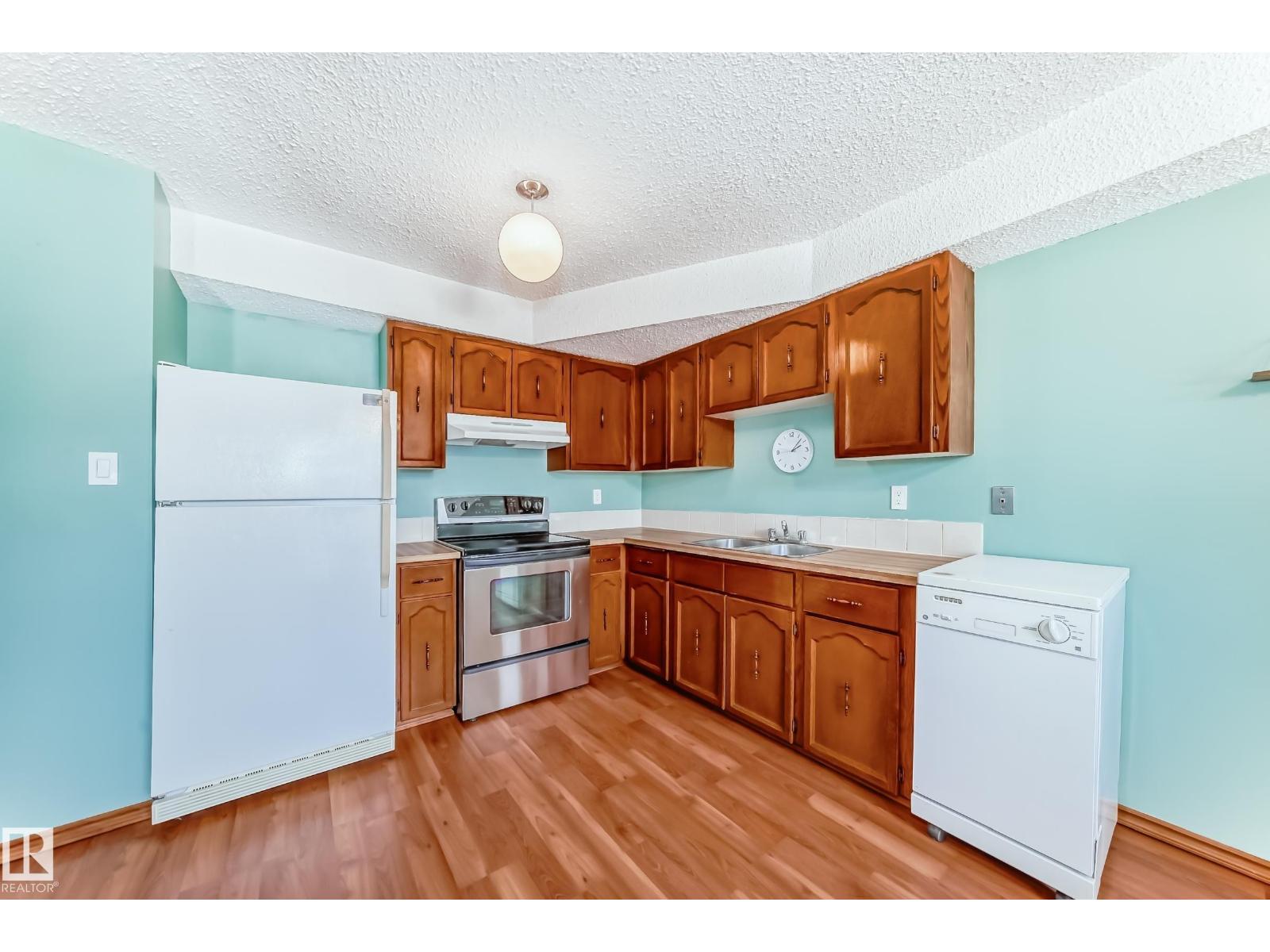 13862 24 ST NW