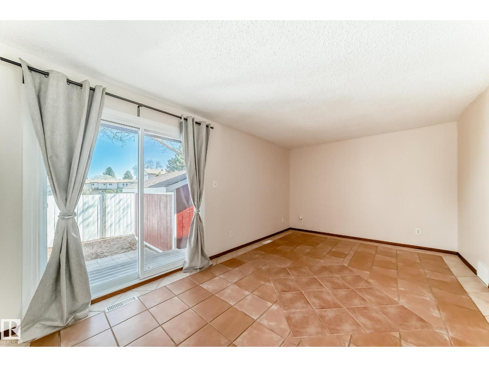 13862 24 ST NW