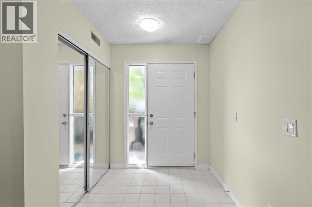 22 Coachway Gardens SW