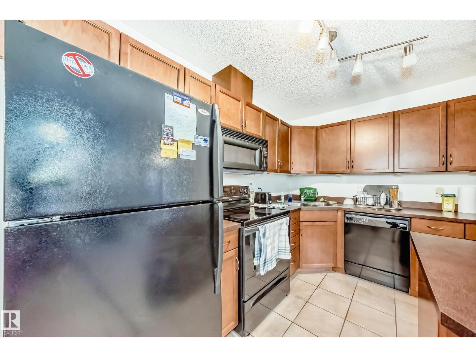 #134 16311 95 ST NW