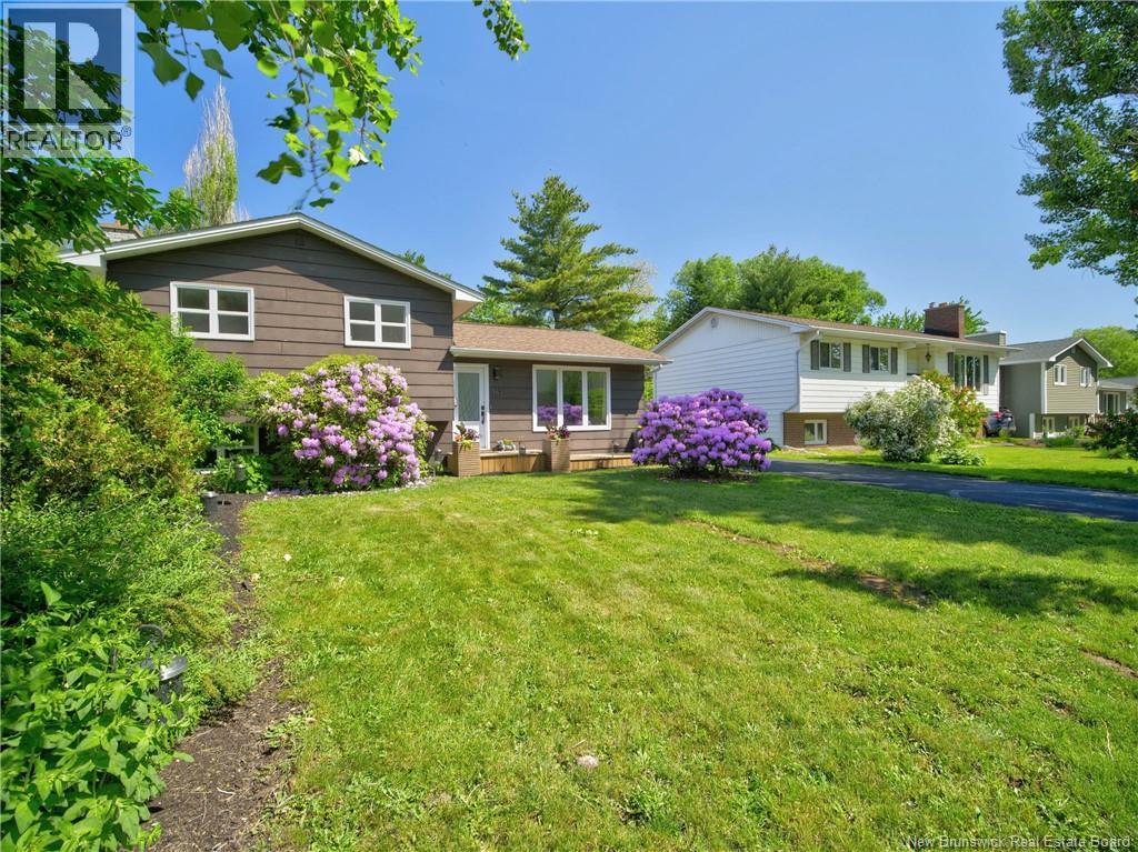 163 Glenwood Drive - Photo 4