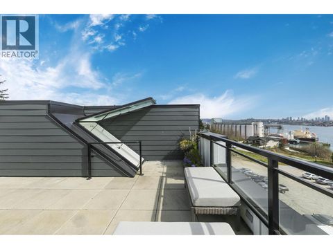 356 555 E 2ND STREET North Vancouver BC V7L1E1