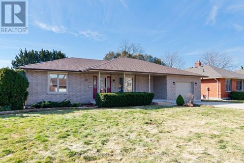 12 TREADWELL STREET Aylmer ON N5H3B5