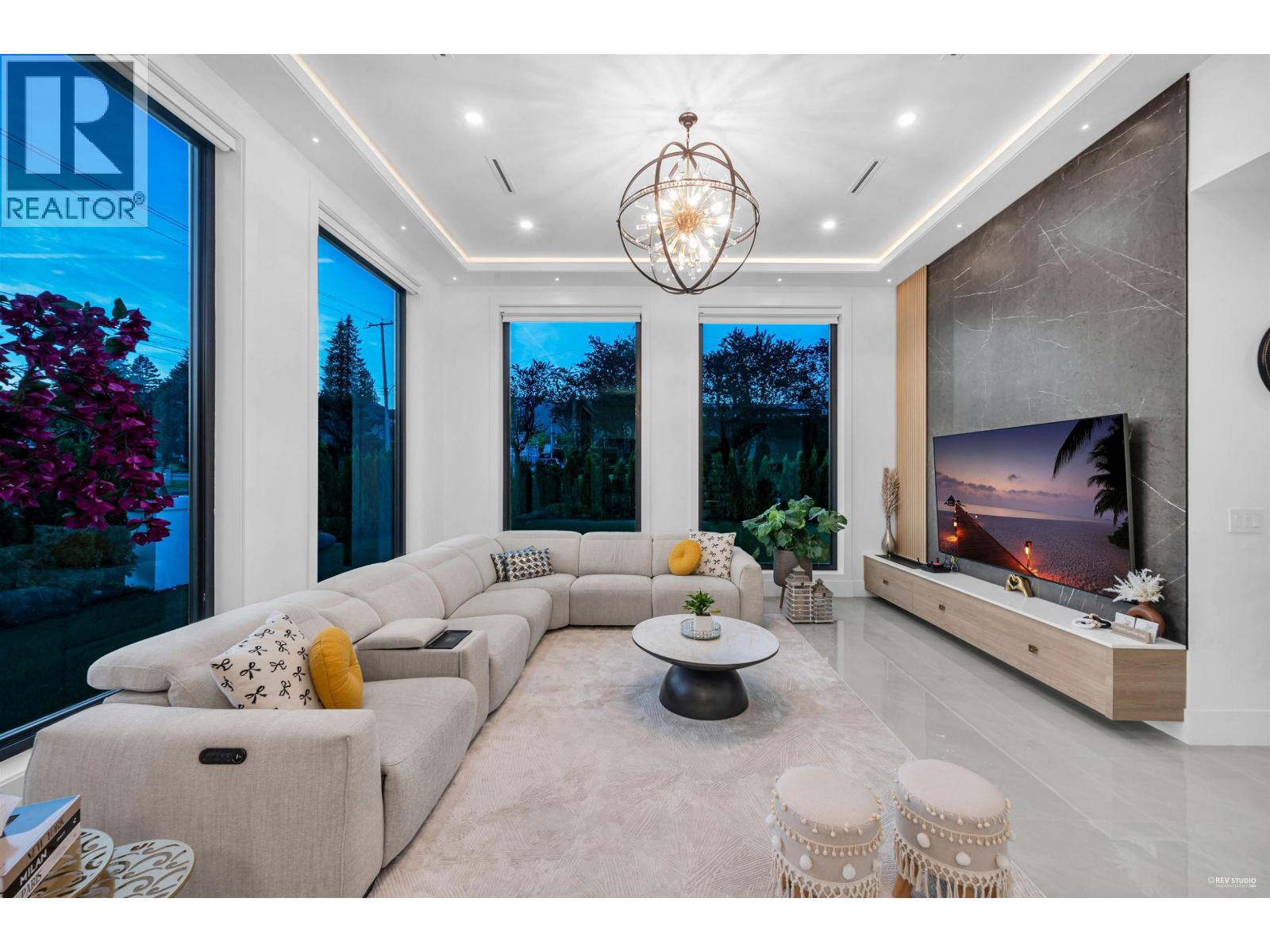 1390 SUTHERLAND AVENUE