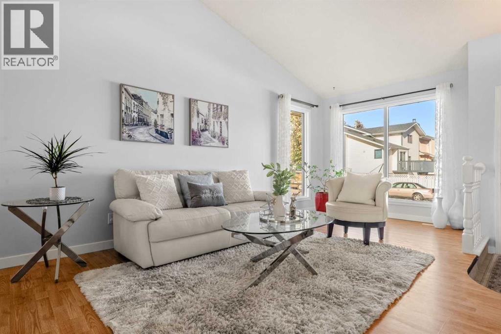 136 Sanderling Close NW