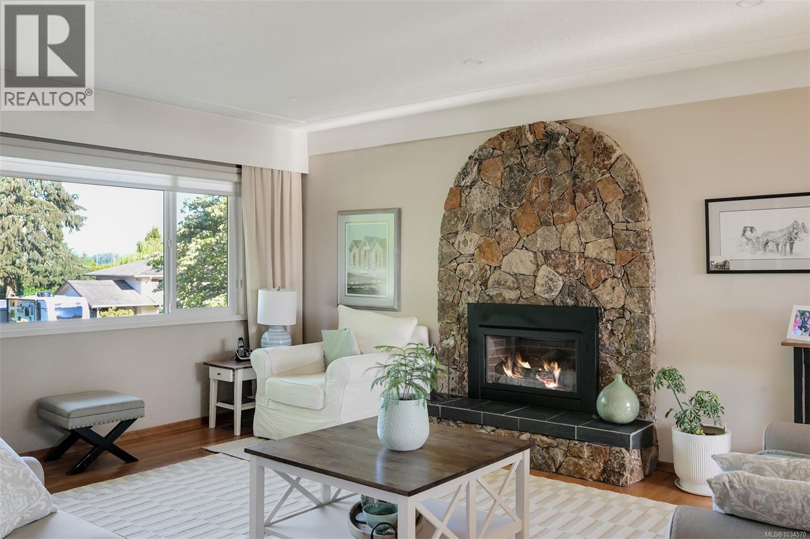 6635 Buena Vista Rd