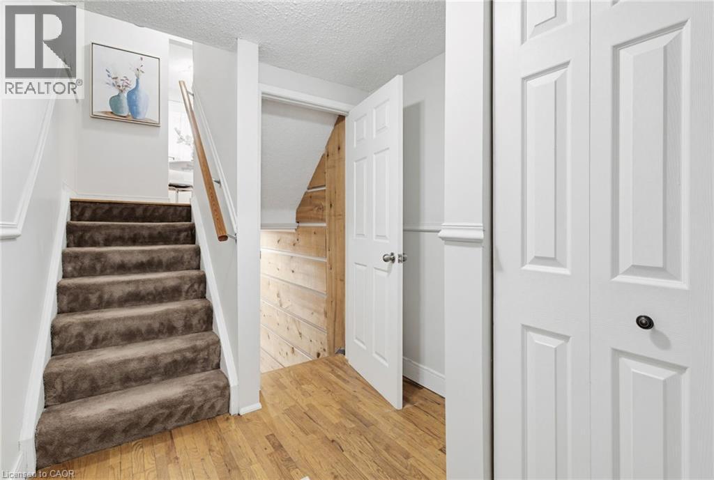 444 STONE CHURCH Road W Unit# L4