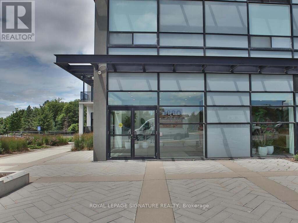 911 - 1880 GORDON STREET