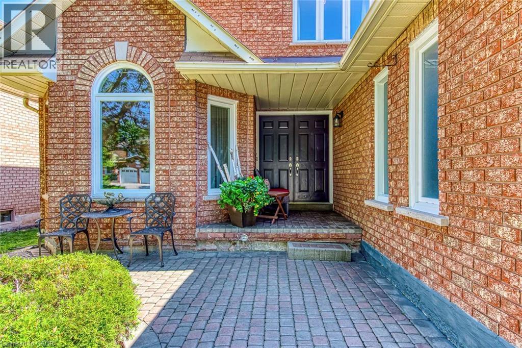 2442 WYNTEN Way