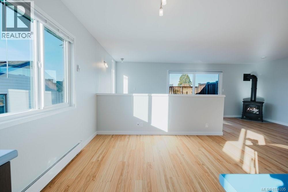 841 Old Esquimalt Rd