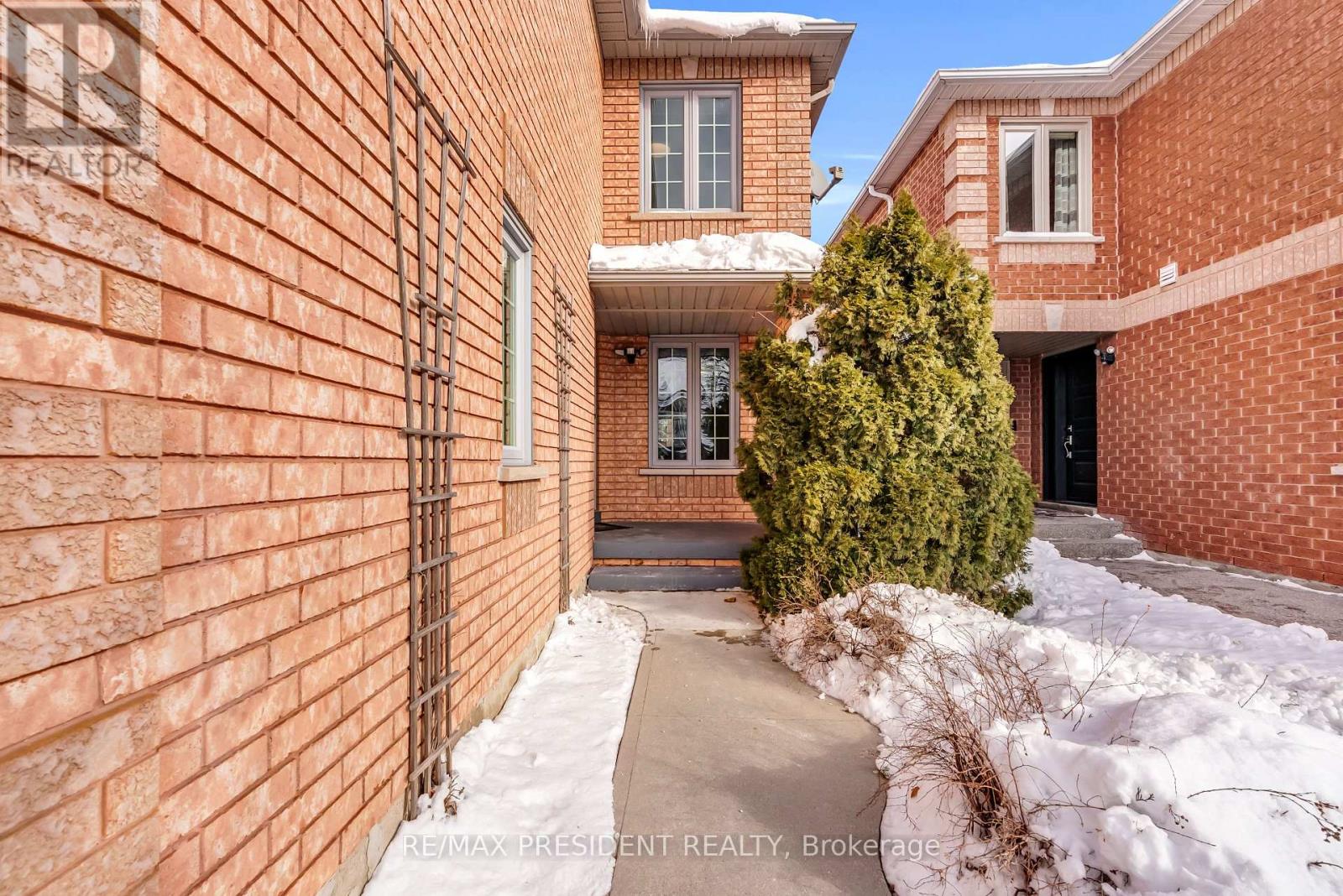 7031 GRAYDON COURT