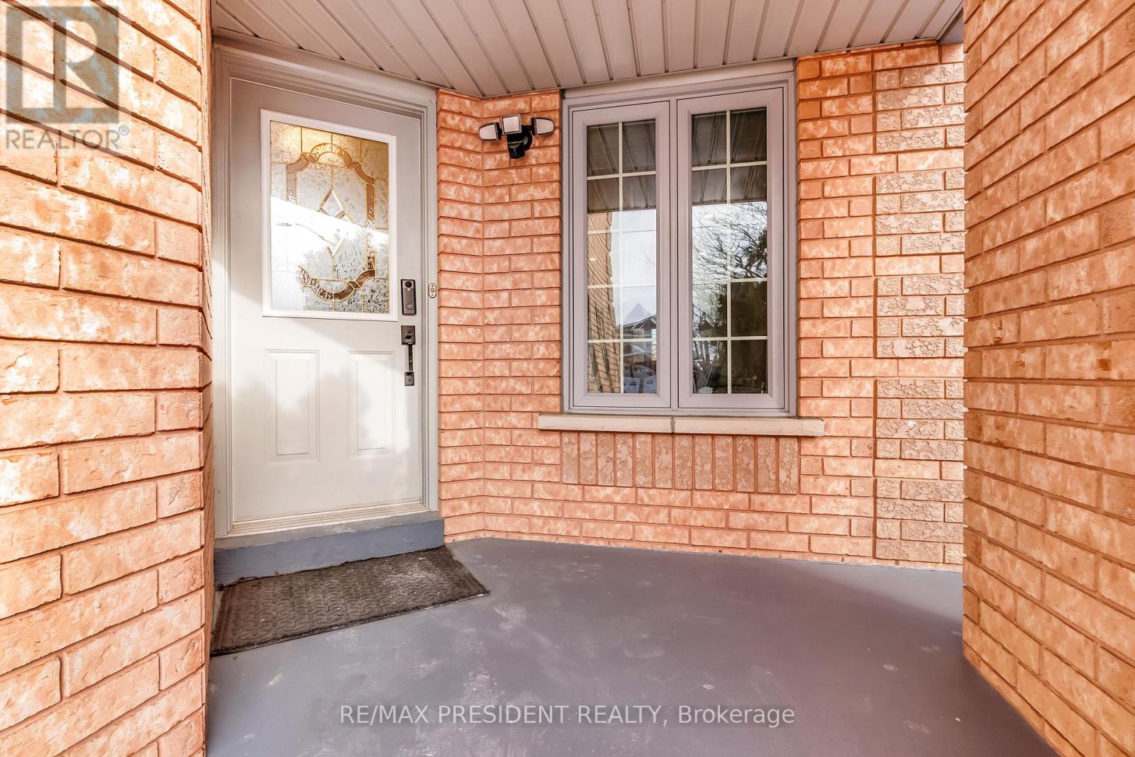 7031 GRAYDON COURT