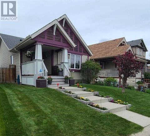 257 Everglen Rise SW Calgary AB T2Y5E7