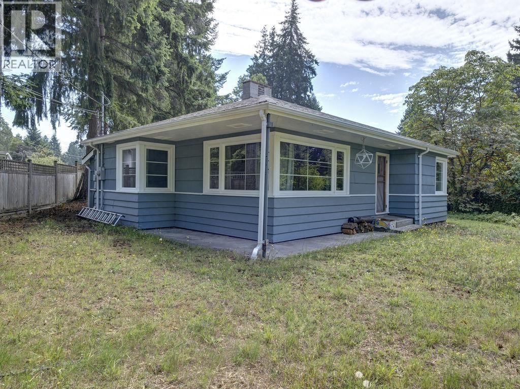 5724 PORPOISE BAY ROAD