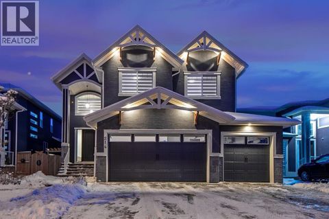 214 Aspenmere Green Chestermere AB T1X0W8