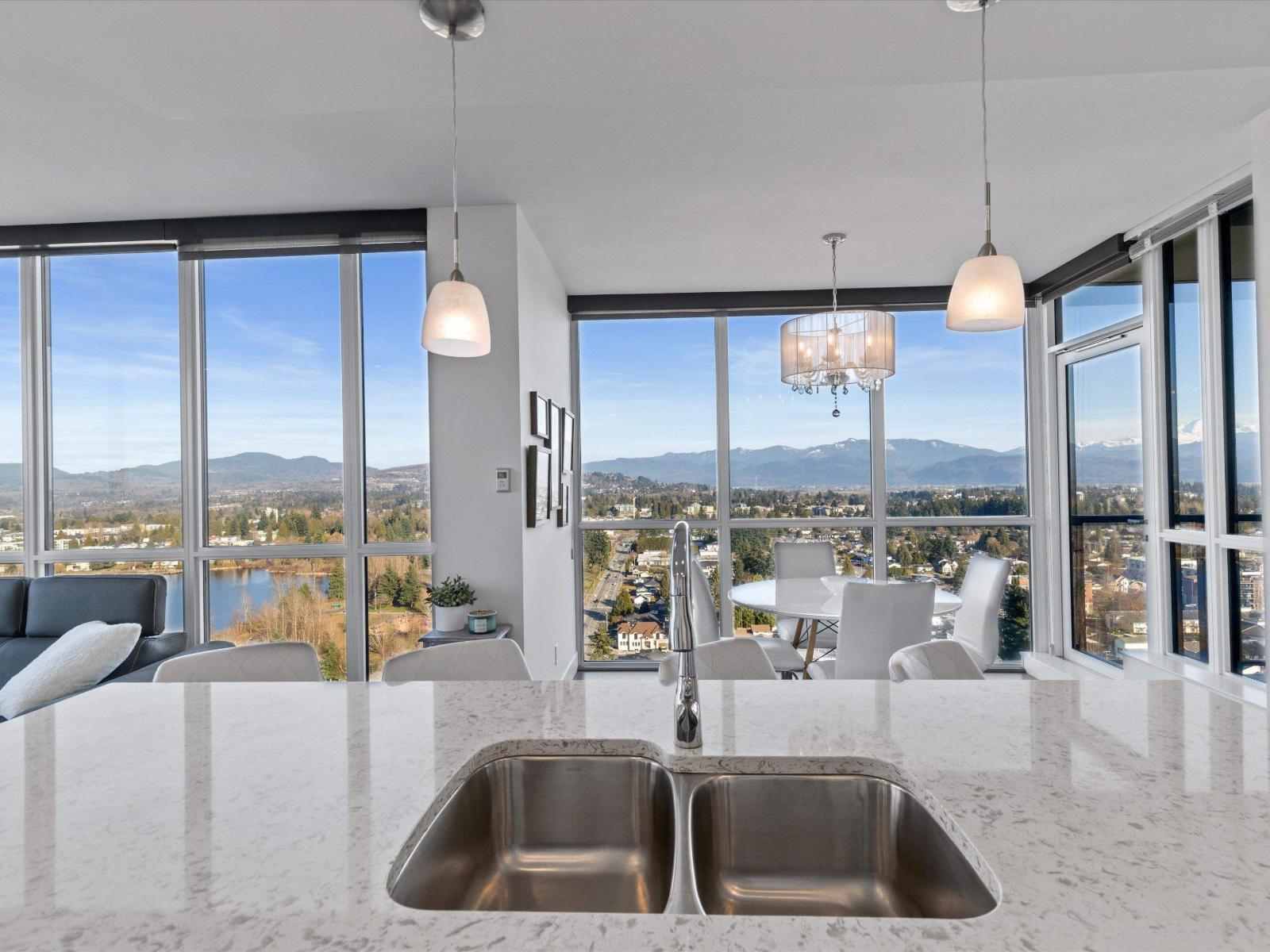 2304 2180 GLADWIN ROAD