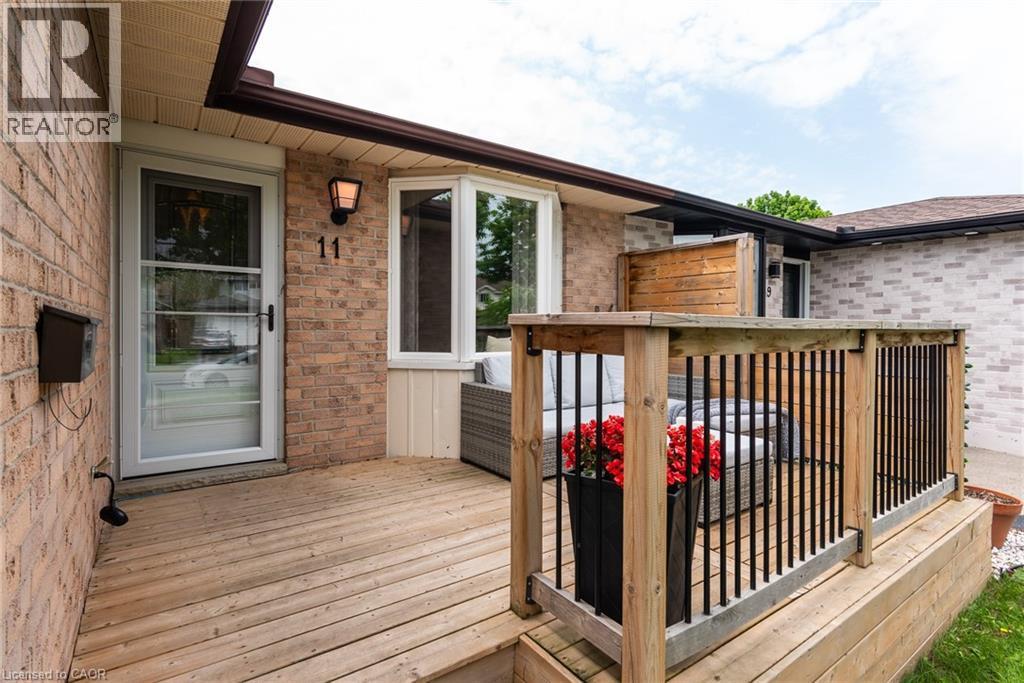11 WENDY Crescent