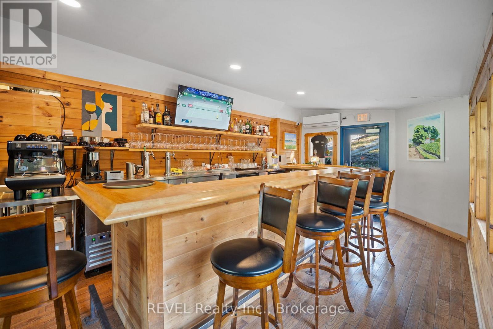 10414 LAKESHORE ROAD