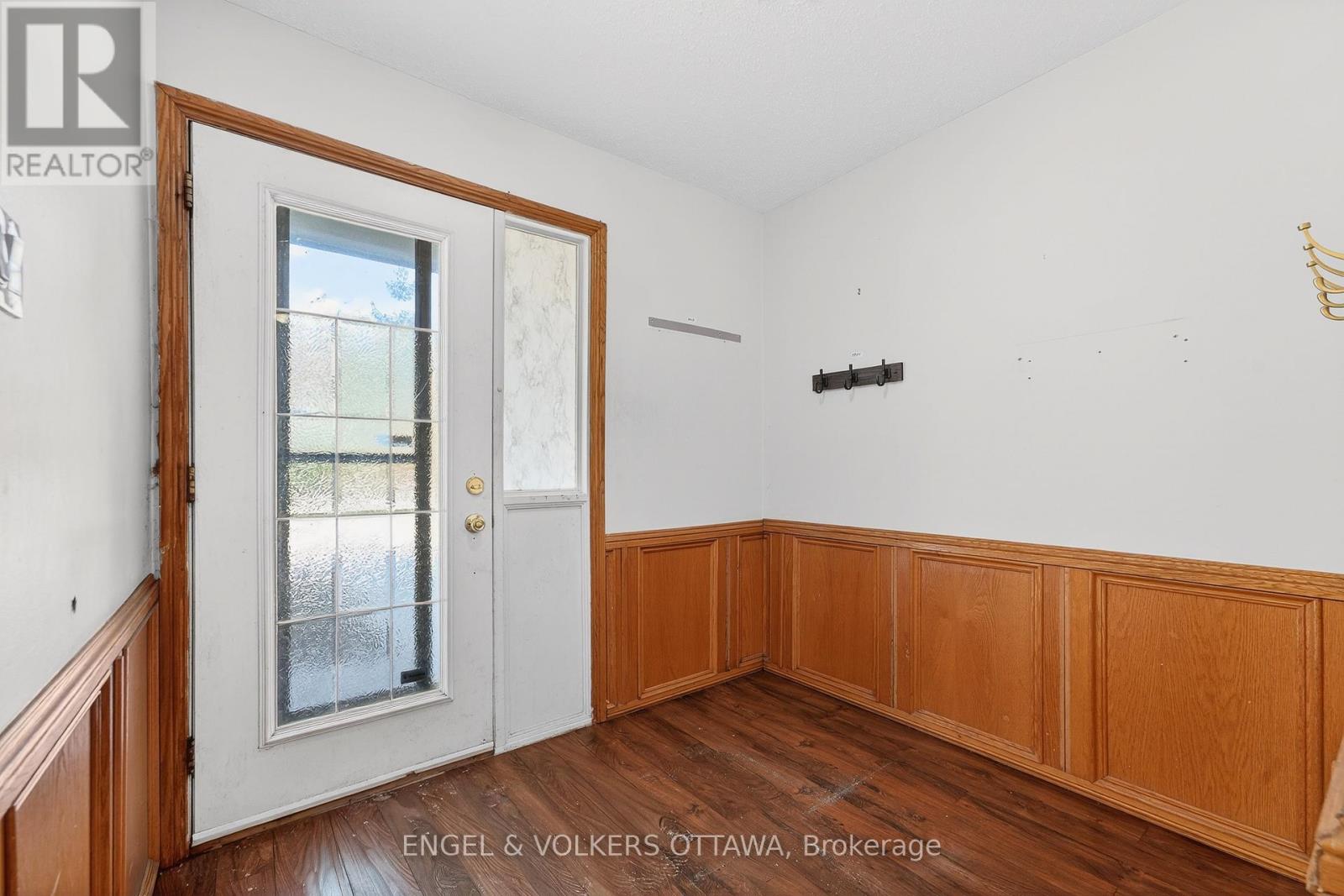 124 - 1449 RIDGEBROOK DRIVE