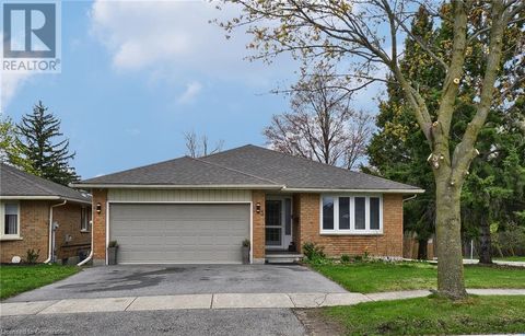 3 MAXWELL Drive Kitchener ON N2R1A3