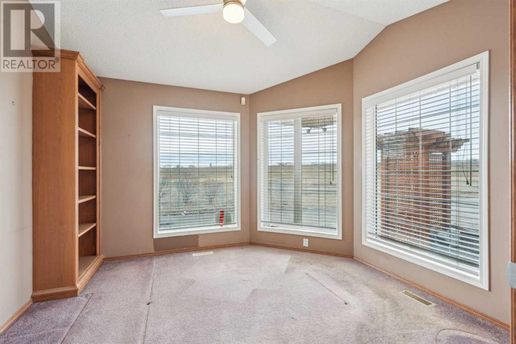 81 Sundown Manor SE