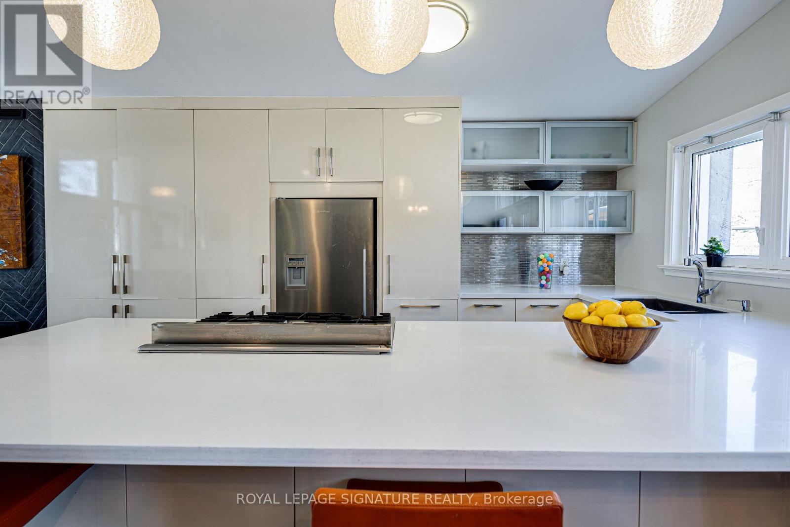 2 PARMBELLE CRESCENT