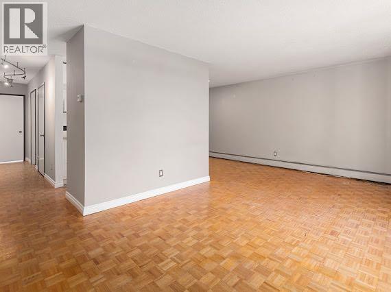 211, 315 Heritage Drive SE