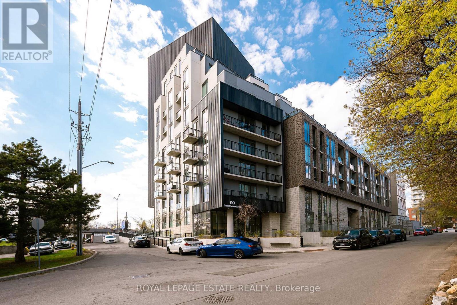 611 - 90 GLEN EVEREST ROAD