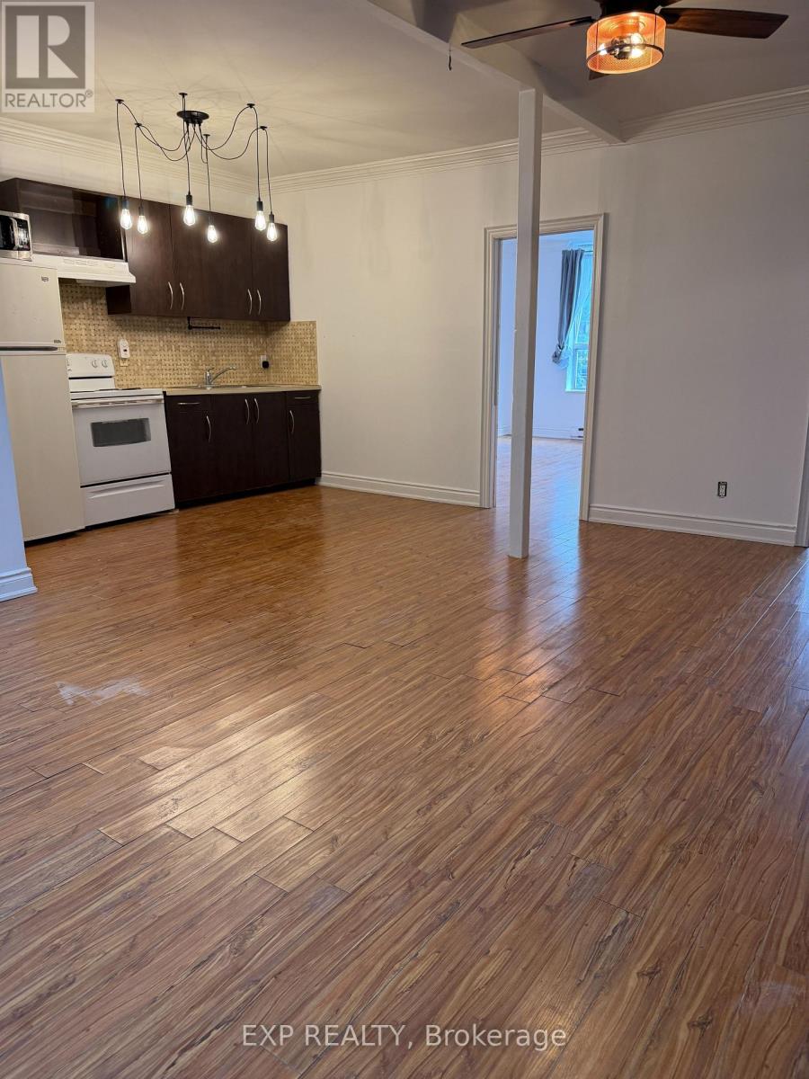 1 - 2878 DUNDAS STREET W