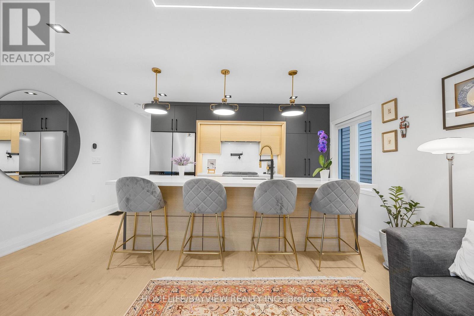 9 KENWORTHY AVENUE