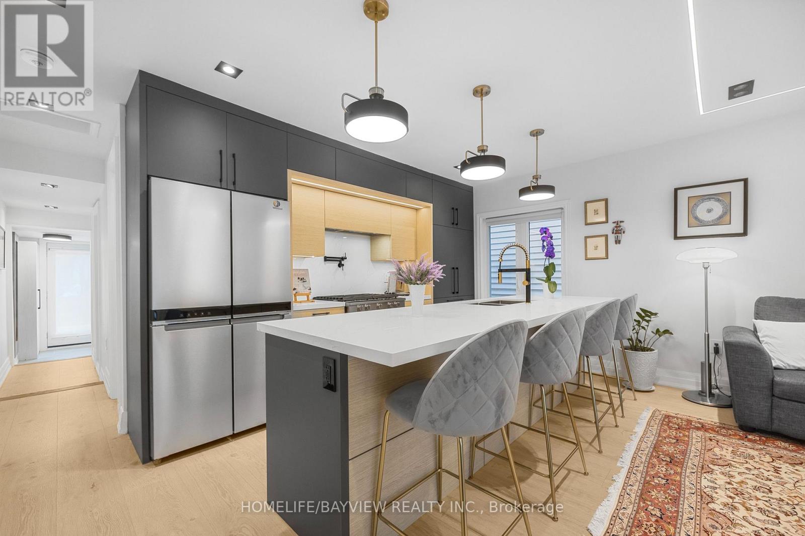 9 KENWORTHY AVENUE
