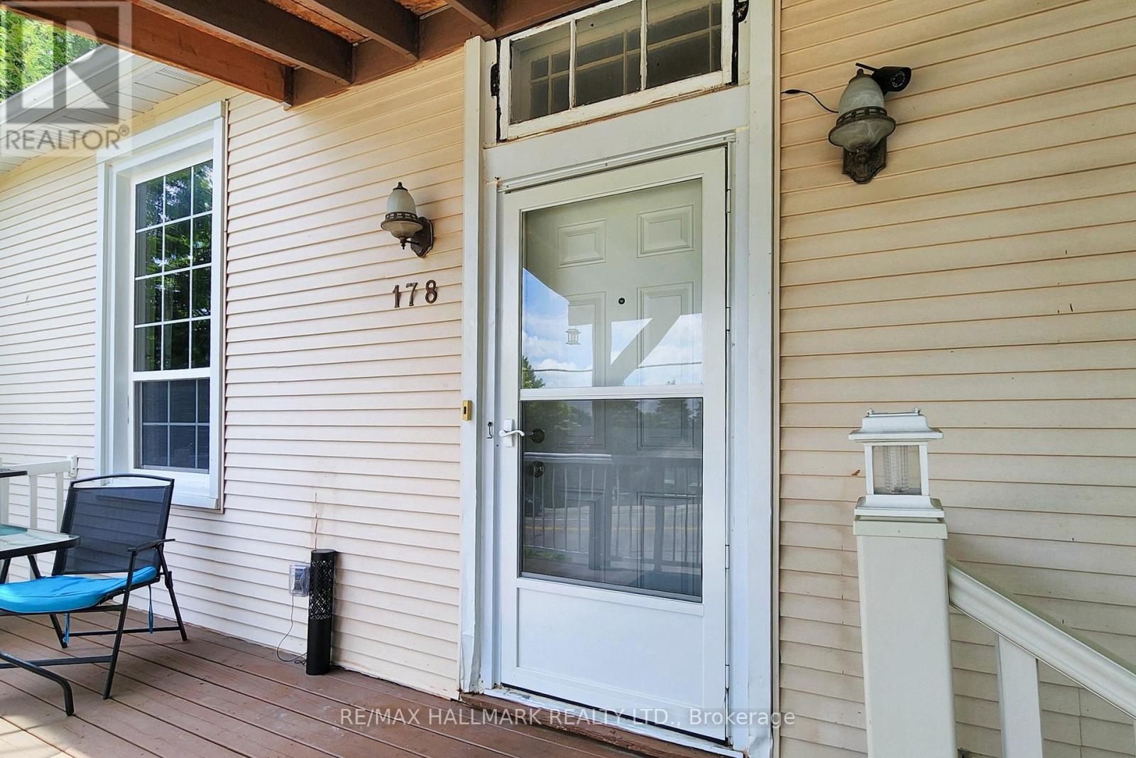 178 BARRIE STREET