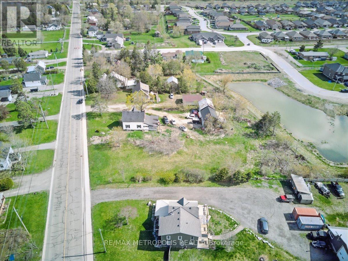 130 COUNTY RD 40 ROAD