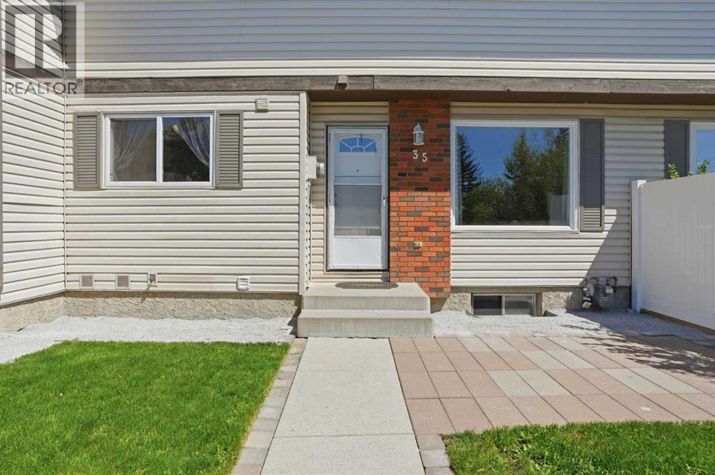 35, 740 Bracewood Drive SW