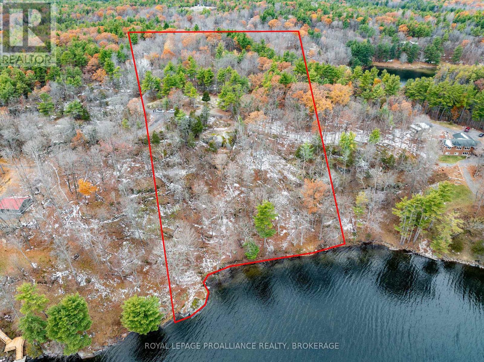 PT LT 1 WHITES POINT ROAD